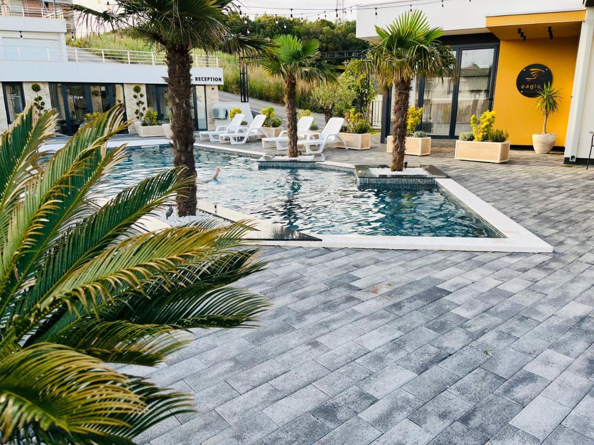 Art'S Apartment Mit Pool Ulcinj Pinjes Exterior foto